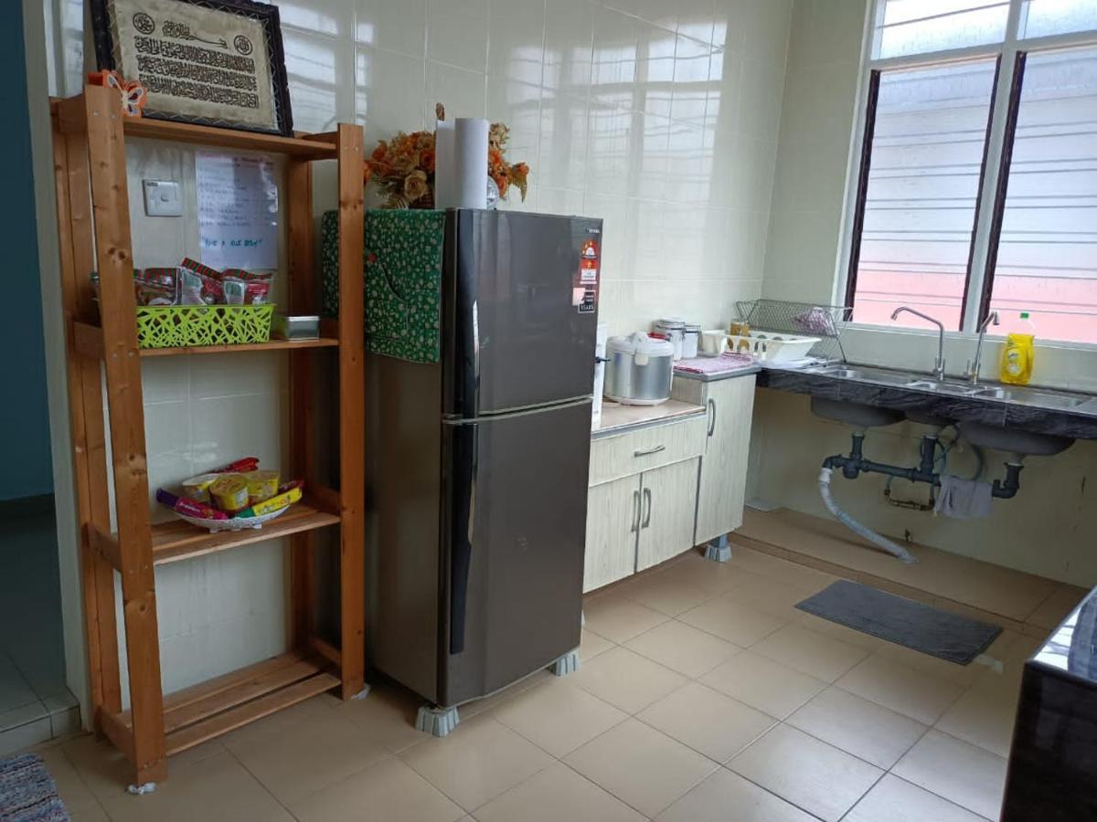 קואלה טרנגאנו Bj Villa Homestay מראה חיצוני תמונה